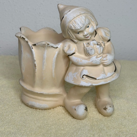 Other - Vintage Gnome Cottage Girl with big Flower Top Beside her Clay Material